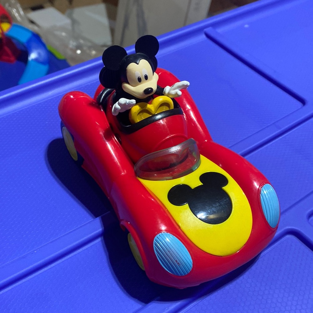 Mikey racing car